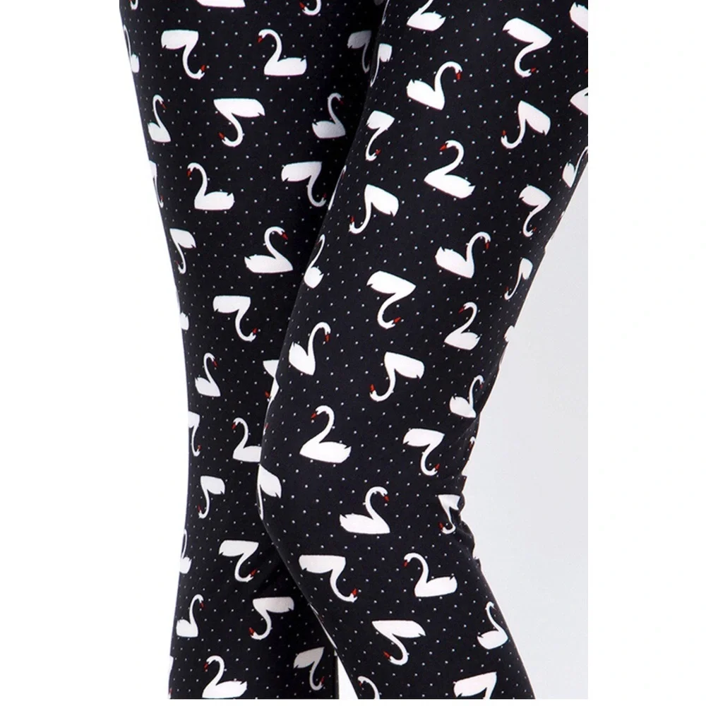 White Swan Soft Black Stretch Leggings NEW - Picture 3 of 5